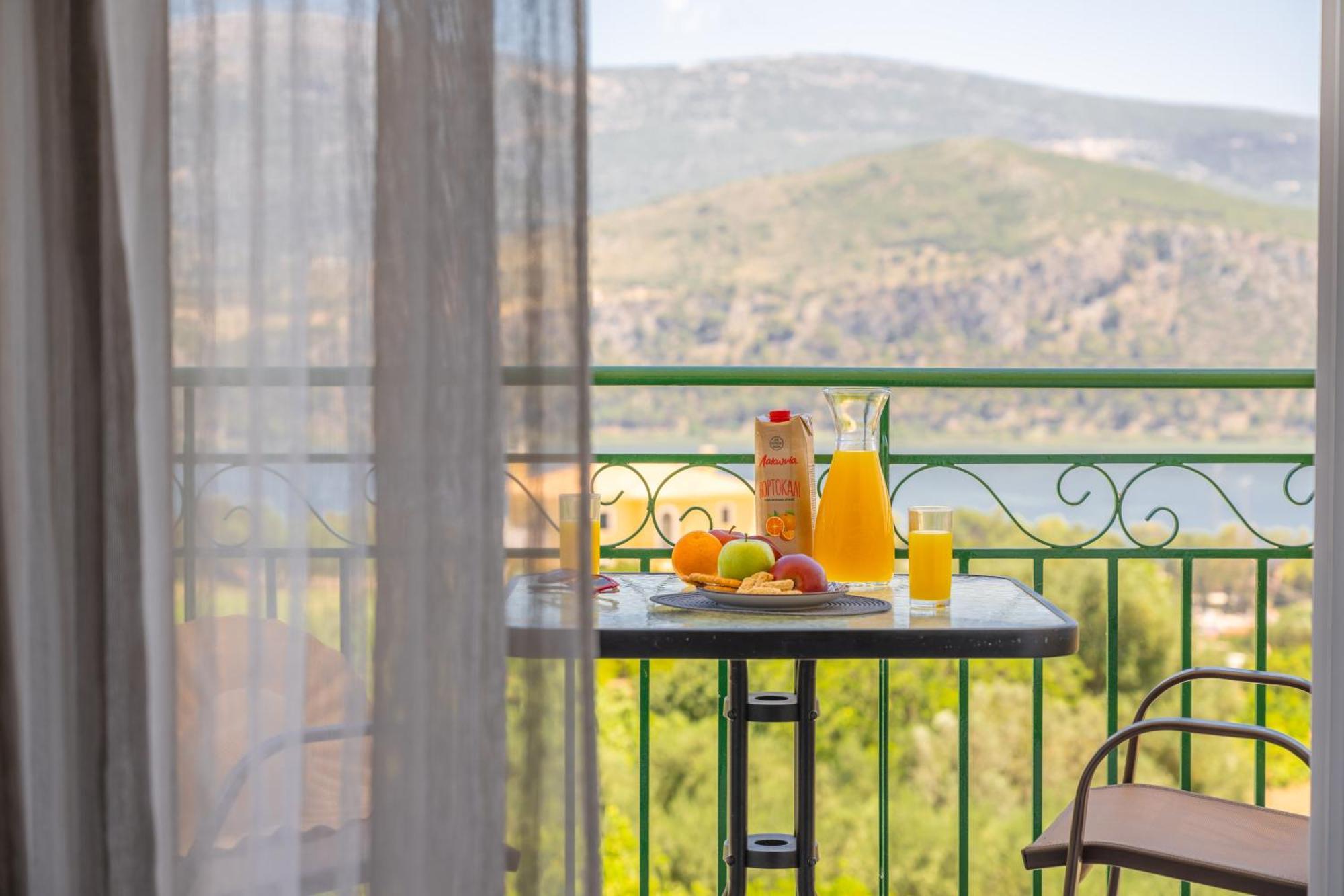 Apaggio Di Argostoli Apartments - Private Parking & Sea View Luaran gambar
