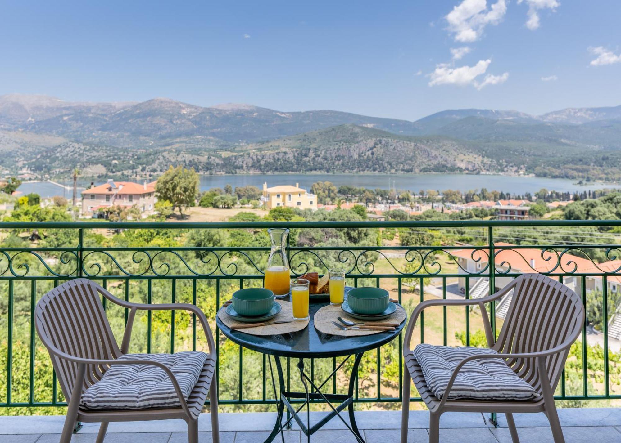 Apaggio Di Argostoli Apartments - Private Parking & Sea View Luaran gambar